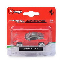 Bburago 1:64 Diecast Car Ferrarial SF90 SP1 599GTO F50 458Spider 488GTB Speciale LAF Modèle Jouets pour Enfants Adultes