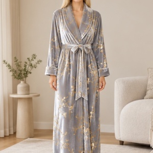 Robes en velours à manches longues pour femmes, chemises <span class=keywords><strong>de</strong></span> nuit douces et confortables, peignoirs <span class=keywords><strong>de</strong></span> haute qualité pour le printemps et l'automne, pyjamas pour femmes - Product Image 2