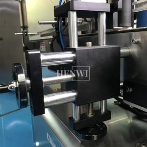 Henwi chai tròn tự động chai tròn Máy dán nhãn với 360 ° bọc Applicator cho mỹ phẩm/hóa chất hàng ngày/chai nước. - Product Image 3