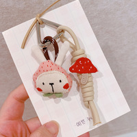 Lindo llavero colgante de tela con diseño de muñeco de bosque, estilo dibujo animado, para coche, decoración para colgar en bolso y cadena para teléfono móvil