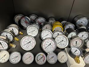 หน้าแปลนเกจวัดความดันสแตนเลสสตีลคุณภาพสูงและแม่นยำการเชื่อมต่อแบบเกลียวเส้นผ่านศูนย์กลาง40-300มม. 0-100MPa กันกระแทก - Product Image 2