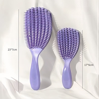 Brosse Démêlante Anti-Statique Courbée et Ventilée à Poignée TPEE, Design Compact pour Cheveux Bouclés Mouillés et Secs, Coiffage Personnalisé