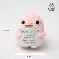 Porte-clés pingouin tricoté à la main, accessoire en peluche amusant, jouet en fil fini, pingouin positif, vente en gros, en stock
