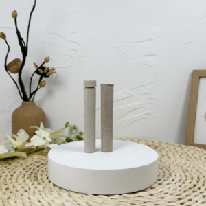 Tubes à essai en plastique Pop Top 98 mm avec capuchon rabattable - Product Image 6