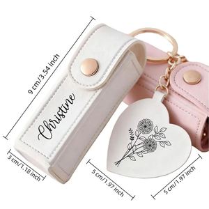 Pochette de rangement pour rouge à lèvres personnalisée avec porte-clés et mini miroir cœur, étui de voyage gravé pour baume à lèvres avec fleur de naissance - Product Image 3