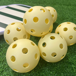 Pelotas de Pickleball para Deportes en Interiores y Exteriores, Inyectadas en TPE, 26 Orificios, Color Amarillo, Duraderas, de Alta Calidad para Entrenamiento - Product Image 5