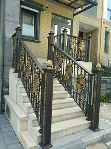 מותאם אישית עיצוב יצוק ברזל מעקה מדרגות מעקות מרפסת מעקה נירוסטה מעקה אלומיניום זכוכית מעקה - Product Image 5