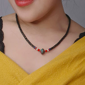 قلادة بوهيمية عتيقة من الأحجار الطبيعية النيبالية، سلسلة ترقوة ريترو مزينة بالخرز، هدية بسيطة للزفاف وذكرى الزواج - Product Image 5