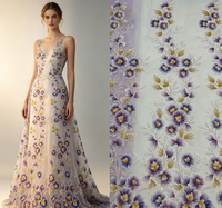 Dentelle brodée 3D florale avec strass et sequins en tulle, tissu de dentelle de luxe pour robe de mariée, de soirée ou de cérémonie, en stock
