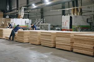Tablero de Madera Maciza Laminada de <span class=keywords><strong>Pino</strong></span> con Juntas Dentadas para Tablero de Mesa y <span class=keywords><strong>Encimera</strong></span> de Cocina - Product Image 5