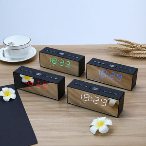 Espejo Eléctrico LED Digital Moderno con Carga USB, Alarma de Temperatura, Reloj de Escritorio, Brillo Ajustable, Decorativo para Hogar, Oficina, Dormitorio, Mesa - Product Image 5