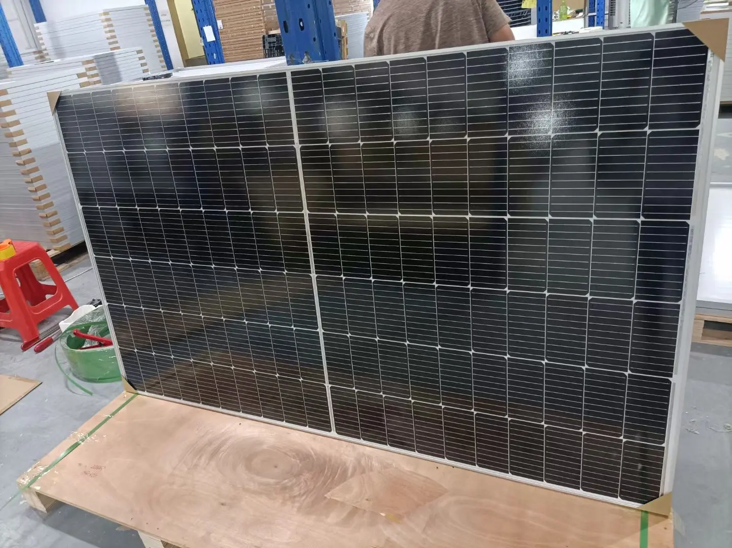 solar panel manufacturers in china high power 500w 530w 550w 21.1% conversion efficiency solar panel