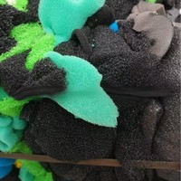 Déchets de mousse PU post-industriels, dureté 80A, balles compressées propres du Shandong pour sous-couche de moquette en mousse rebondie