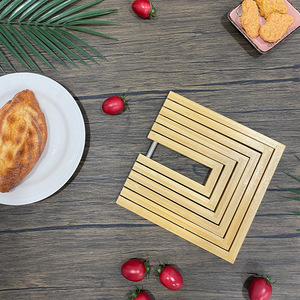 Alfombrilla resistente al calor de bambú, salvamanteles cuadrado, almohadilla aislante para uso en mesa - Product Image 1