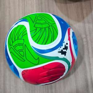 ลูกฟุตบอลขนาด 4/5 แบบสั่งทำพิเศษ พิมพ์โลโก้ หนัง PU สำหรับขายส่ง - Product Image 2