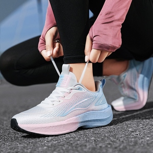 Nouvelles chaussures de sport pour jeunes, confortables, en maille respirante, éclairées, résistantes à l'usure, légères, augmentant la taille, décontractées, à lacets - Product Image 3