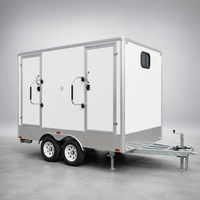 Remorque WC mobile 2 cabines, économique, écologique et durable, en panneaux sandwich, au design moderne pour événements extérieurs