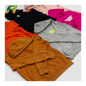 London Thrift Stores American Cremi Balles de vêtements d'occasion pour hommes - Product Image 6