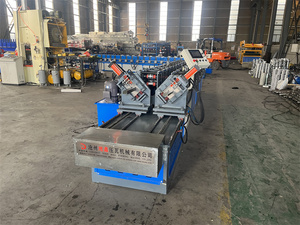 Máquina formadora de rollos de canal <span class=keywords><strong>C</strong></span> de acero <span class=keywords><strong>C</strong></span> Z Perfil en forma de U Sección Máquina formadora de rollos Purlin de quilla de acero ligero Precio - Product Image 6