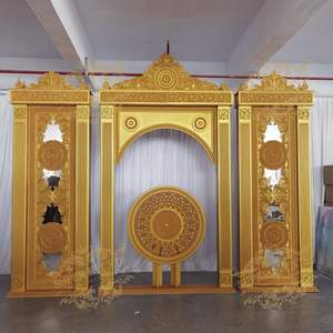 इवेंट स्टेज सप्लाई के लिए रॉयल लक्ज़री पीवीसी ऐक्रेलिक आधुनिक वेडिंग डेकोरेशन बैकड्रॉप, बैकग्राउंड गोल्ड व्हाइट बैकड्रॉप स्टैंड - Product Image 3