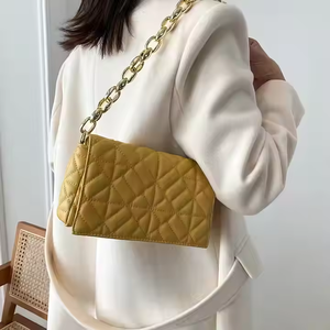 Sac à bandoulière matelassé en cuir PU tendance pour femme, petit format carré, avec fermeture éclair, dernier design - Product Image 1