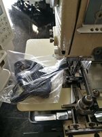 ZY2000C Zoyer double aiguille plat lit faire la ceinture boucle avec tissu avant coupeur industriel ceinture boucle machine à coudre