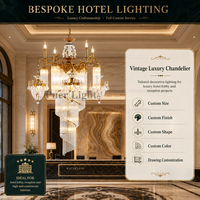 Lustre en spirale en céramique vintage français de luxe avec cristaux, lampe suspendue en laiton sur mesure pour hall d'hôtel, escalier d'hôtel, villa