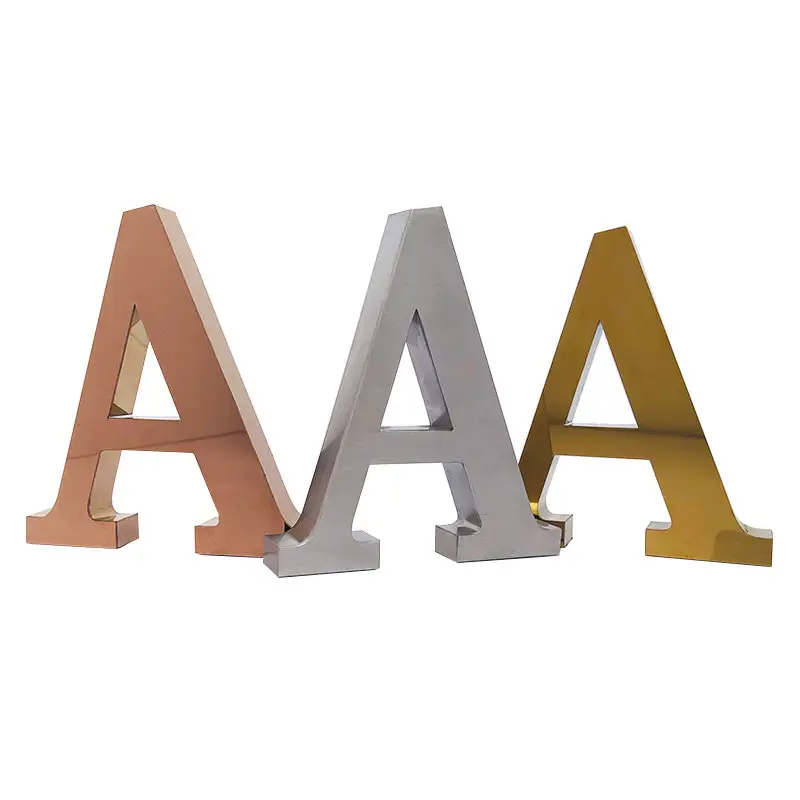 Lettere vintage in oro con nome del bambino, set di lettere in metallo