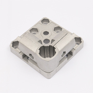 Hot bán tùy chỉnh tự động phía sau bánh xe trung tâm phía trước bánh xe mang <span class=keywords><strong>CNC</strong></span> phay các bộ phận máy quay bộ phận kim loại - Product Image 4