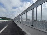 Écran d'isolation phonique de pont surélevé de chemin de fer de barrière acoustique d'autoroute mur d'isolation phonique résidentiel