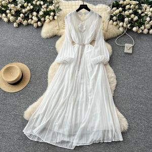 Eleganti Abiti da Donna: Vestito in Chiffon Floreale Scavato <span class=keywords><strong>con</strong></span> Maniche a Lanterna e Dettagli Arricciati, <span class=keywords><strong>con</strong></span> Cintura Annodata - Product Image 2