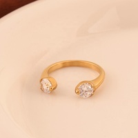Bague Manchette Ajustable en Acier Inoxydable Plaqué Or avec Double Zircon Cubique, Tendance et Chic, Idéale comme Cadeau, Bijou de Mode pour Femme