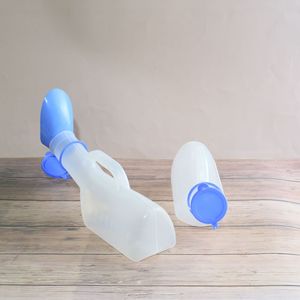 Urinoir portable Funjee 1000 ml à long bec en PP pour hommes - Product Image 4