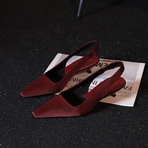 <span class=keywords><strong>Scarpe</strong></span> sexy da donna con <span class=keywords><strong>tacco</strong></span> <span class=keywords><strong>basso</strong></span> in raso da donna - Product Image 2