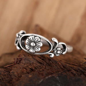 T0278 Flower Pattern Alloy <b>Ring</b> Antique <b>Silver</b> Plated Unisex Fashion <b>Ring</b> Gift For Women <b>Men</b> - Product Image 6