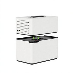 Cosmoxstar Estación de Energía Portátil Expandible de 1600W y 1024Wh, Generador Solar LiFePO4 para Acampar - Product Image 3