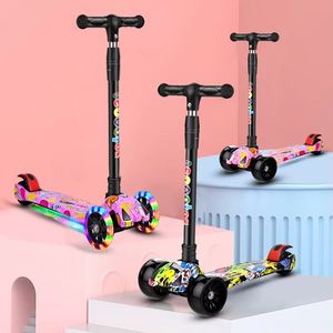Trottinette à pédales pliable à trois roues pour enfants, hauteur réglable, avec éclairage LED, jouet sportif, trottinette pour enfants - Product Image 3