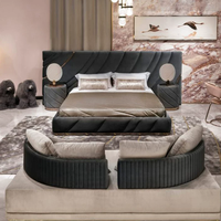 Ensemble de meubles de chambre à coucher de luxe italien, lit king size, grande tête de lit, cadre en acier inoxydable, lit rembourré en cuir
