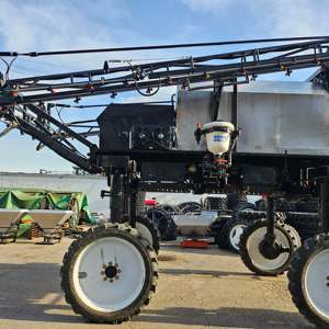Pulverizador Autopropulsado de Gran Capacidad 4000L con Bomba de Diafragma de Alta Presión, Pulverizador para Caña de Azúcar y Maíz con Brazo de 25m - Product Image 6