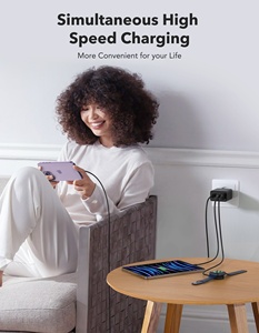 Chargeur de téléphone portable multi-ports HNT 40W avec prise EU/US/UK, charge rapide PD3.0, 1 port <span class=keywords><strong>USB</strong></span>-A + 3 ports <span class=keywords><strong>USB</strong></span>-<span class=keywords><strong>C</strong></span>, avec protection OVP - Product Image 3