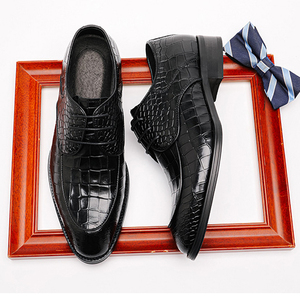 Chaussures en cuir pour hommes, chaussures habillées à effet crocodile, chaussures en cuir véritable, chaussures de mode pour hommes, pour le travail et les occasions décontractées - Product Image 2