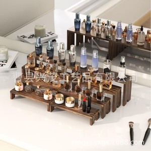 Estante de exhibición de madera para escritorio, 4 niveles, organizador escalonado para cosméticos, perfumes y maquillaje - Product Image 1
