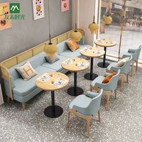 Ensemble de meubles de restaurant commercial modernes de style sud-est asiatique, écologiques, durables et robustes, tables et chaises en bois semi-circulaires