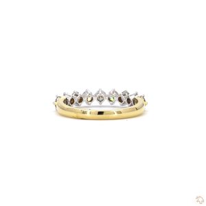 Bague en or moderne sertie de diamants pour femme, bijou classique étincelant, cadeau pour mariage, fiançailles et usage quotidien - Product Image 4