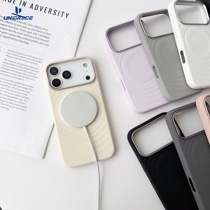 เคสซิลิโคนดีไซน์เนอร์สำหรับ iPhone เคสโทรศัพท์สำหรับ iPhone 15 - Product Image 1