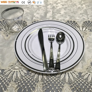Ensemble de vaisselle <span class=keywords><strong>jetable</strong></span> en plastique argenté élégant de 600 pièces pour les fêtes et les restaurants, gobelets de 9 oz, couverts, assiettes - Product Image 4