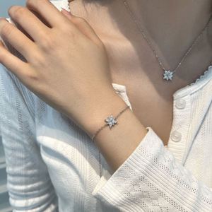 Pulseras con Colgante de Copo de Nieve de Circonia Cúbica 5A y Cadena de Plata S925 de Diseño Elegante Dylam para Mujer, Uso Diario - Product Image 3