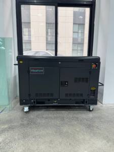 Generador Silencioso 30FG con Tapa Abatible, 24kW/30kVA, Refrigerado por Agua, Generador Diésel Silencioso para Remolque, Trifásico, Arranque Eléctrico - Product Image 6