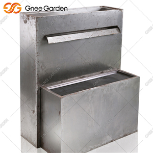 Cascada de Acero Corten para Jardín Exterior, Acabado Rojo Óxido, Diseño Impermeable Personalizado Hecho a Mano, 2 mm de Grosor para Flores Integradas - Product Image 6