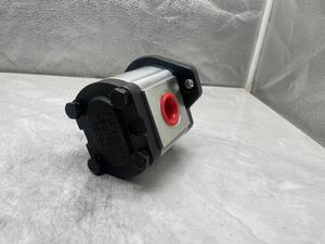 Pompe hydraulique OEM OT200P14D/G28P2 OT200P8D Pompe à huile OT200P16D OT200P11D OT100P25D/G14B0 Pompe à engrenages pour machines agricoles - Product Image 5